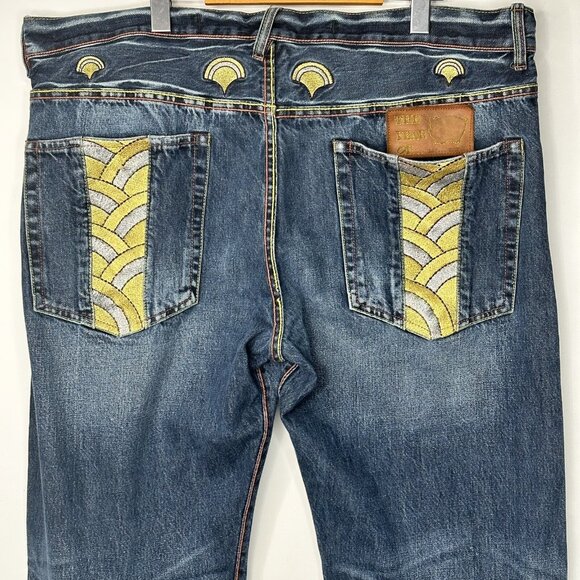 The Year Of Pig Mens Jeans Distressed Gold Silver Embroidered Straight 40x34 - Picture 7 of 16